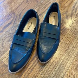 JustFab Black Faux Leather Oxford Loafers size 8.5